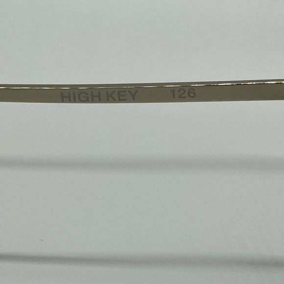 Quay X Desi High Key Sunglasses - Picture 3 of 4